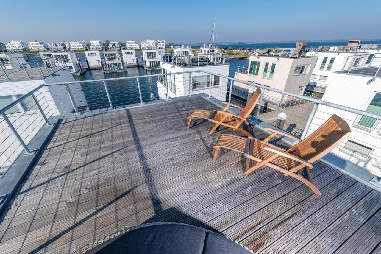 Schwimmendes Haus 10 Grad Ost Βίλα Olpenitz Εξωτερικό φωτογραφία
